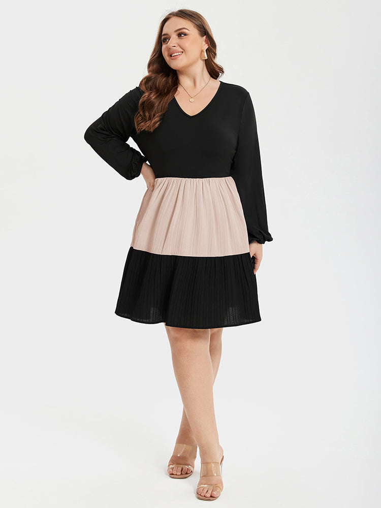 Two Tone V-Neck Lantern Sleeve Ruffle Hem Midi Dress