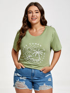 Plus Hapiness Comes In Waves Holiday Graphic Tee