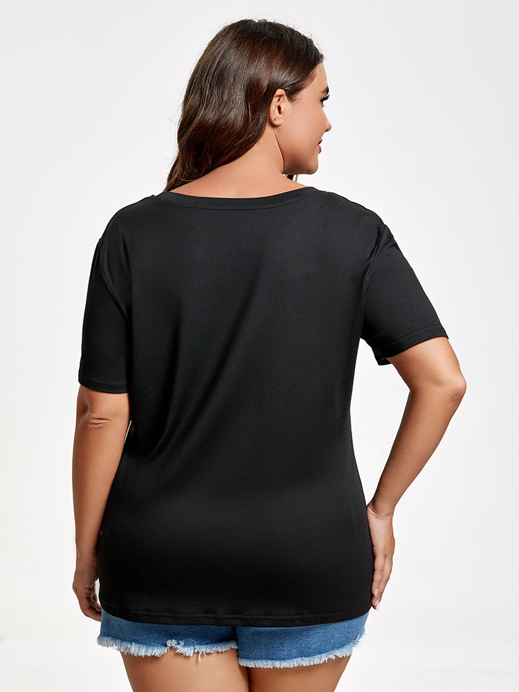 Plus Hapiness Comes In Waves Holiday Graphic Tee