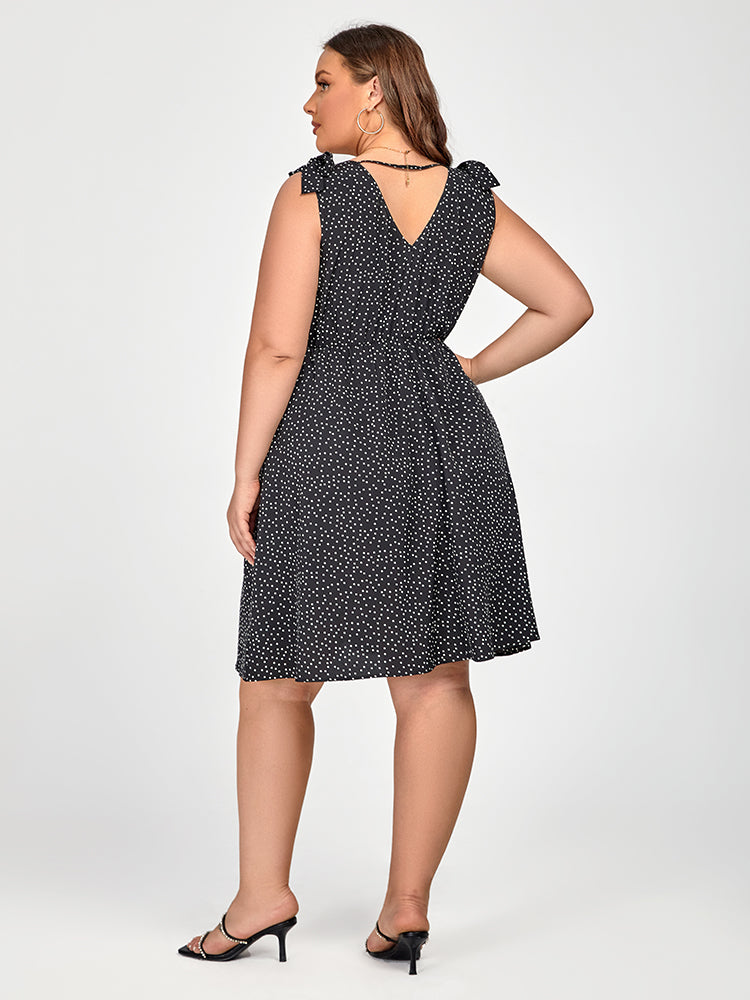 Plus Black Polka Dot V Neck Elastic Waist Dress