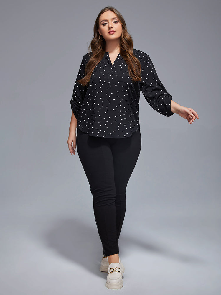 Plus Heart Print Button Front Cuffed Sleeve Blouse