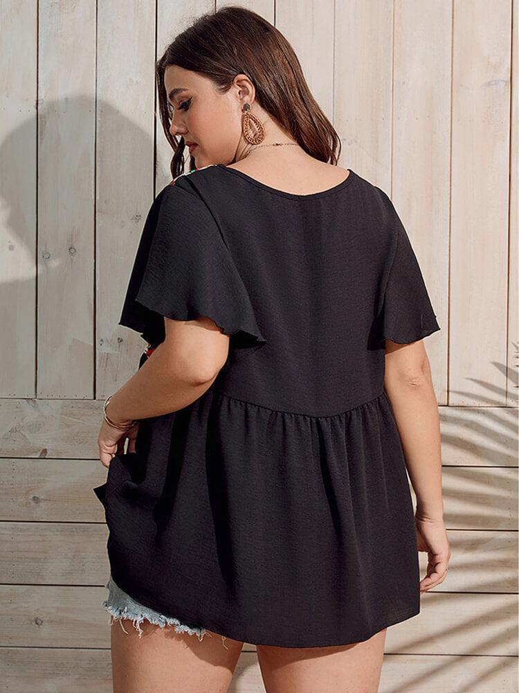Plus Black Graphic Print Flutter Sleeve Ruffle Hem Blouse