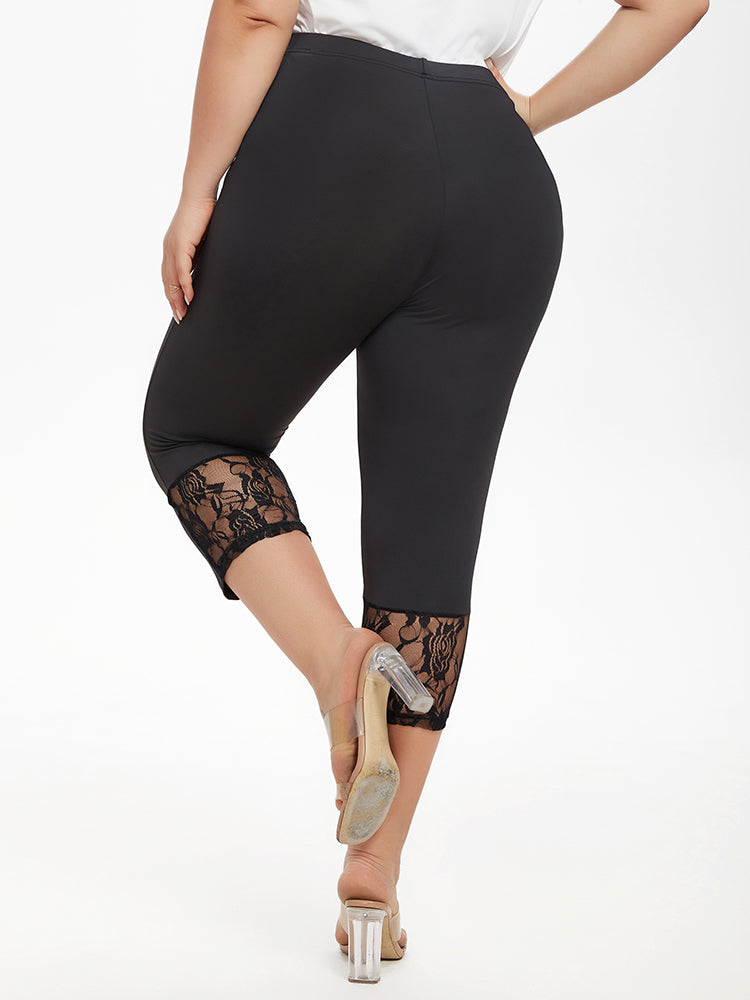 VIP Contrast Lace Capri Leggings
