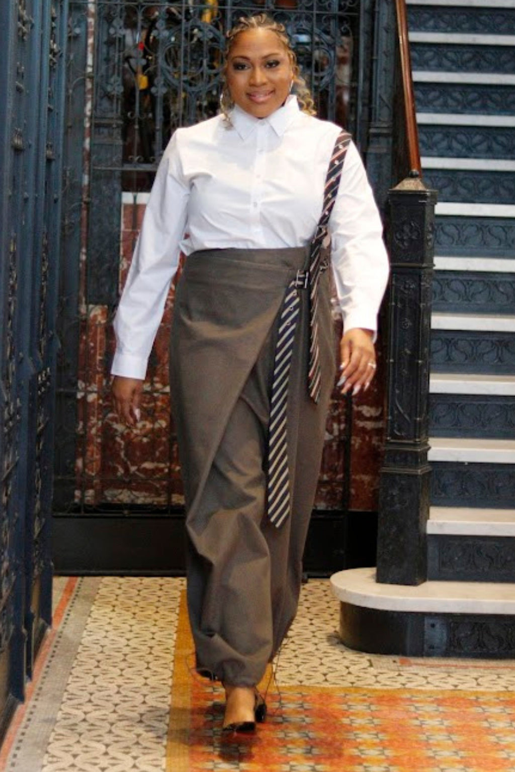Executive Order Tie Overall