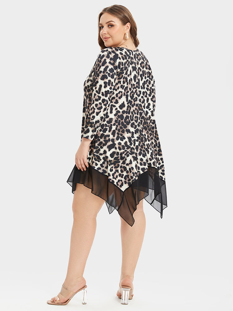 Leopard Print Mesh Panel Asymmetrical Hem Blouse