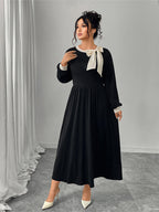 Round Neck Bow Detail Pleated Dress