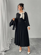 Round Neck Bow Detail Pleated Dress